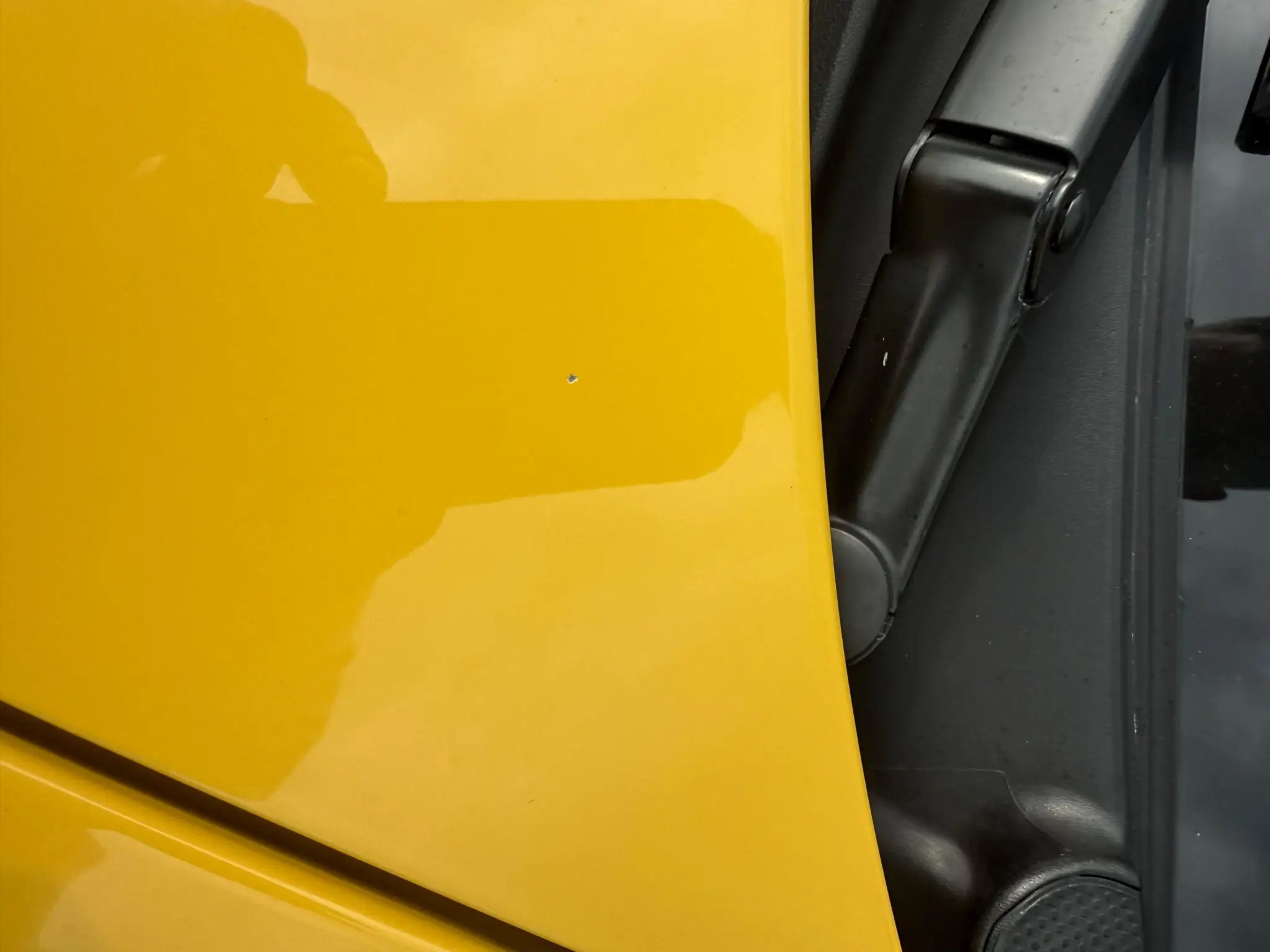 2004 porsche boxster-s IMG 5811-36808-scaled-tiny-2048x0.webp