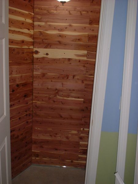 File:Small cedar closet.jpg